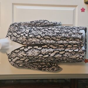 Calvin Klein Womans Top With Black and White Snakeskin Pattern andpartial Zipper